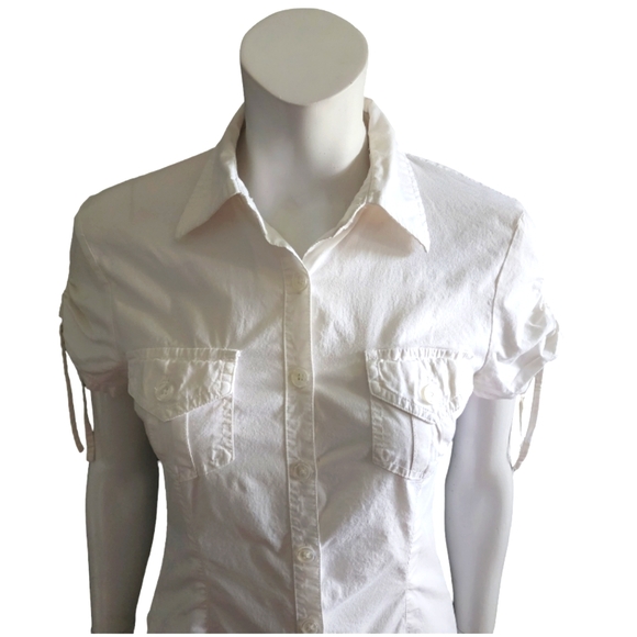 Sub way white buttons up blouse, short sleeves, size S - Picture 2 of 9